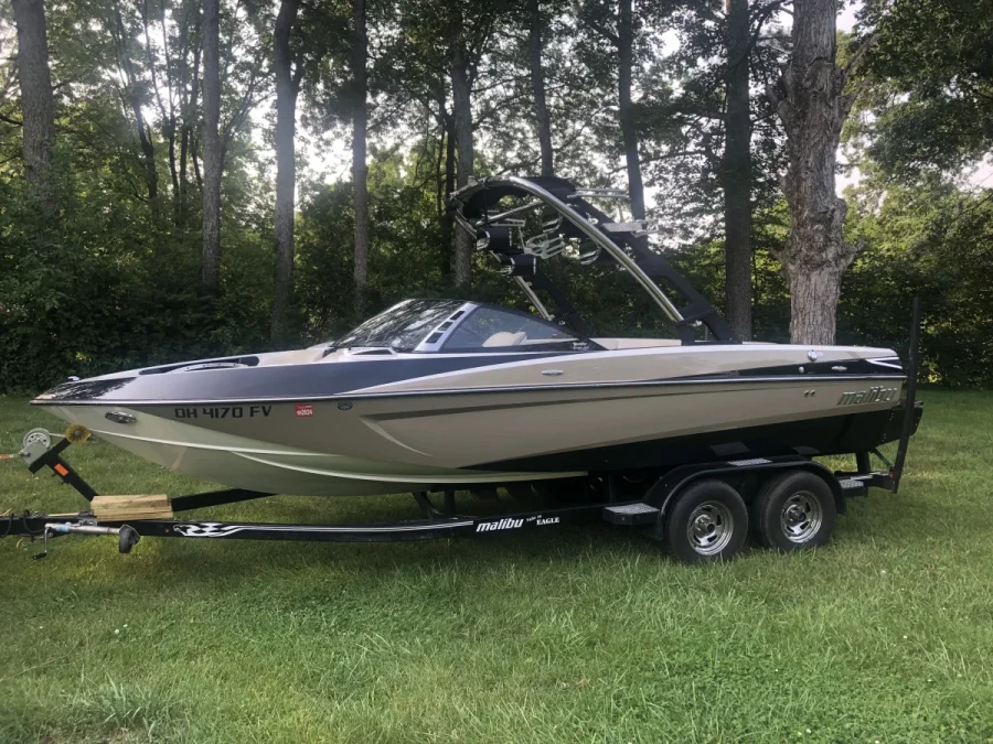 2013 Malibu Boats Wakesetter VLX for sale in Spring hill, Tennessee