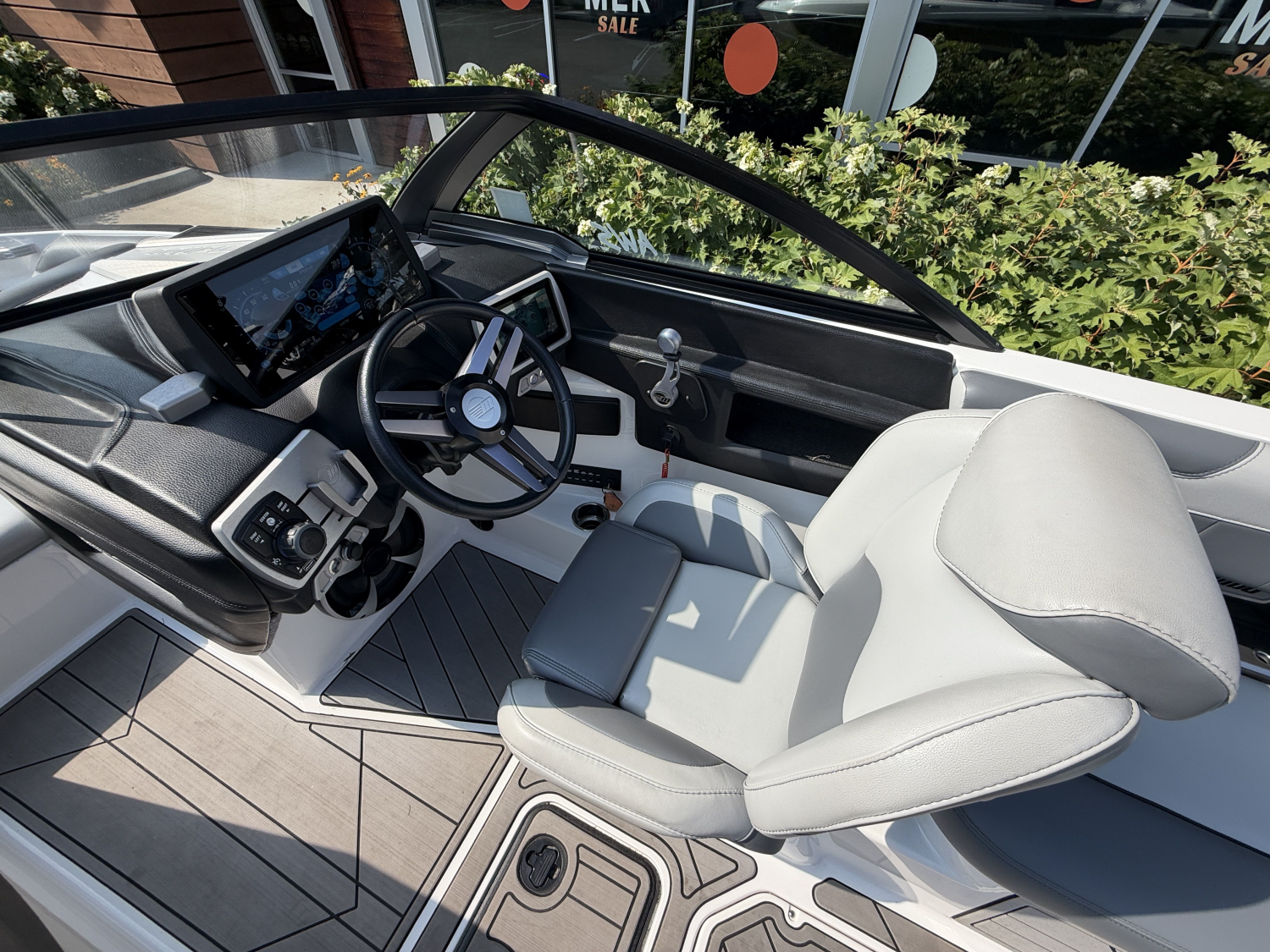2019 Malibu 22 LSV