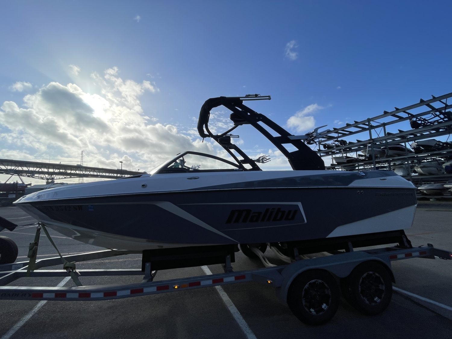 2019 Malibu 22 LSV