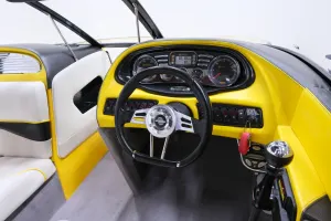 2006 Malibu Boats Wakesetter VLX for sale in Indianapolis, Indiana