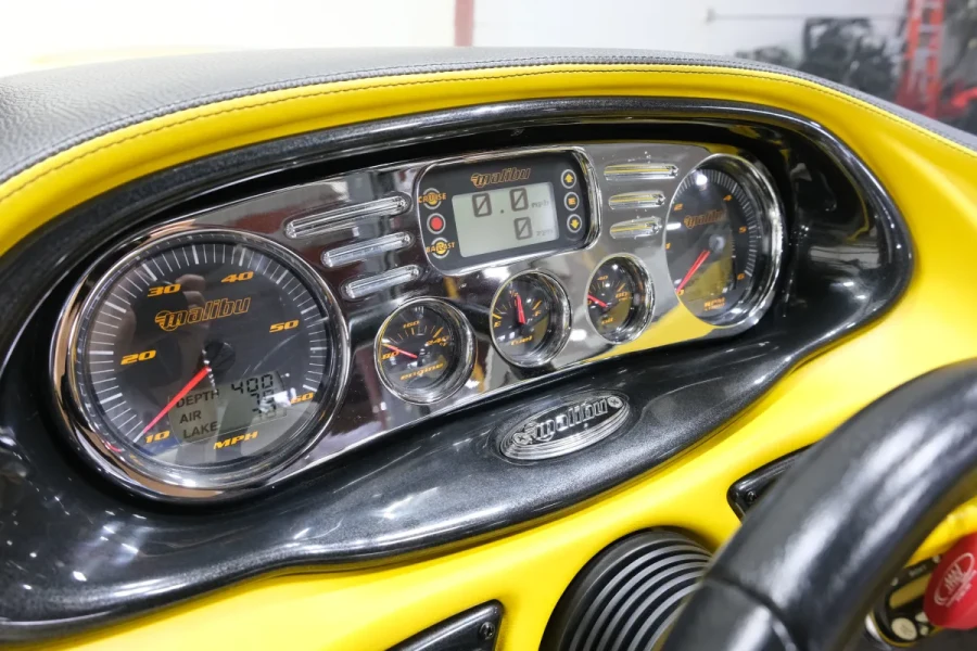 2006 Malibu Boats Wakesetter VLX for sale in Indianapolis, Indiana