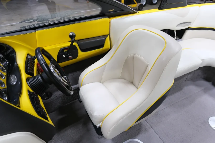 2006 Malibu Boats Wakesetter VLX for sale in Indianapolis, Indiana