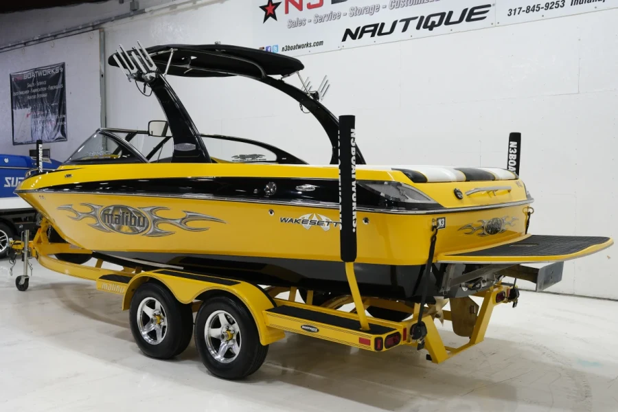 2006 Malibu Boats Wakesetter VLX for sale in Indianapolis, Indiana