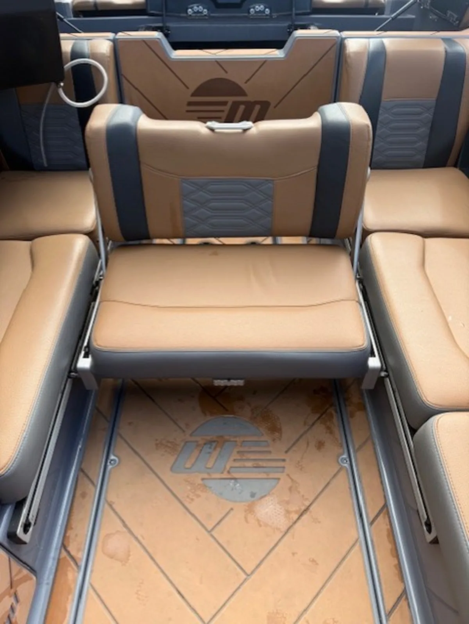 2022 Malibu Wakesetter 25 LSV