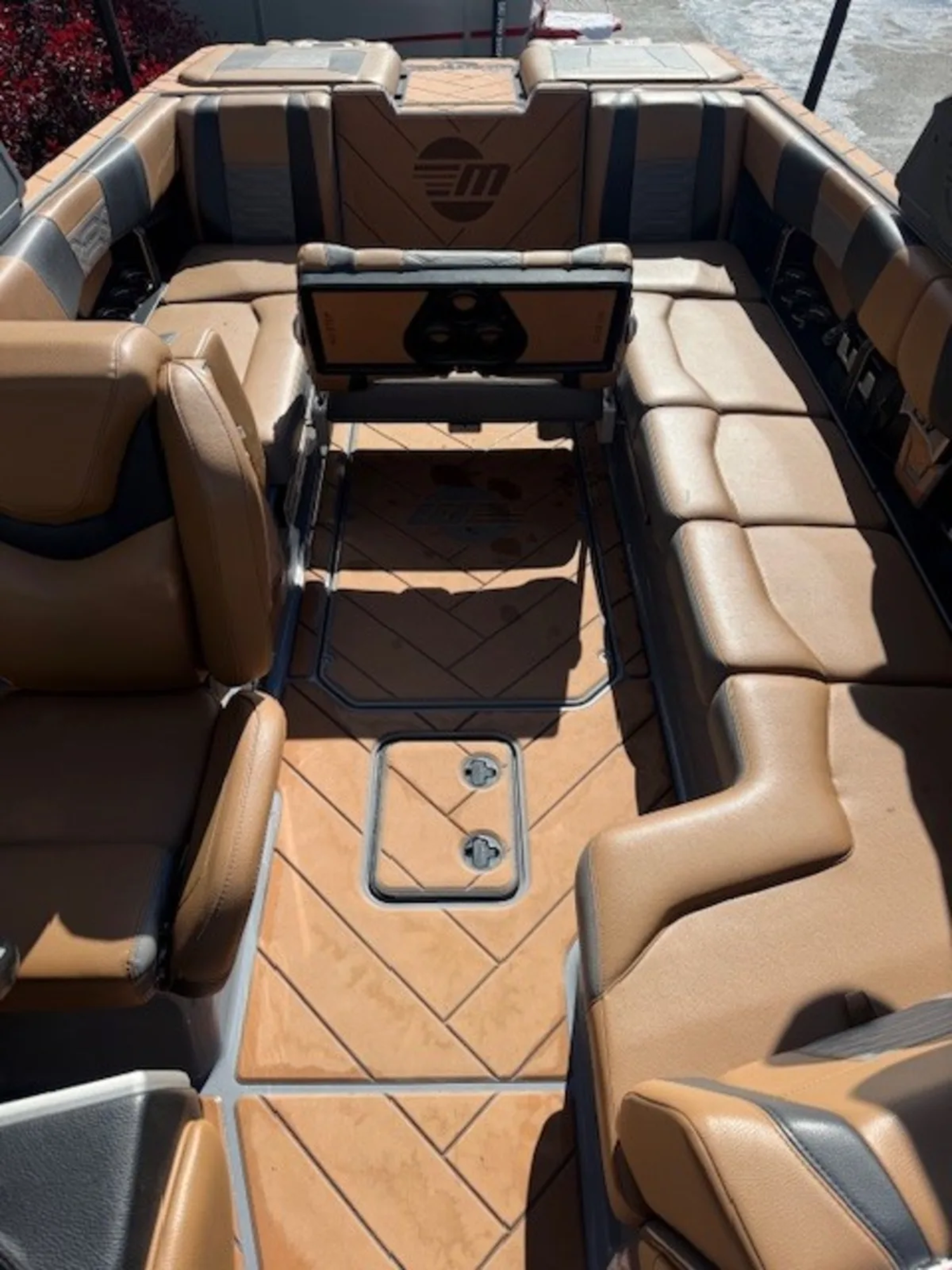 2022 Malibu Wakesetter 25 LSV