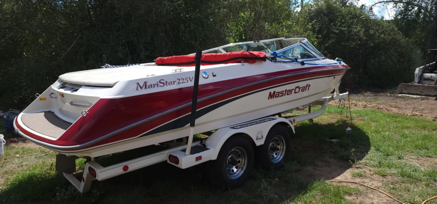 Mastercraft Maristar 225 V LT1