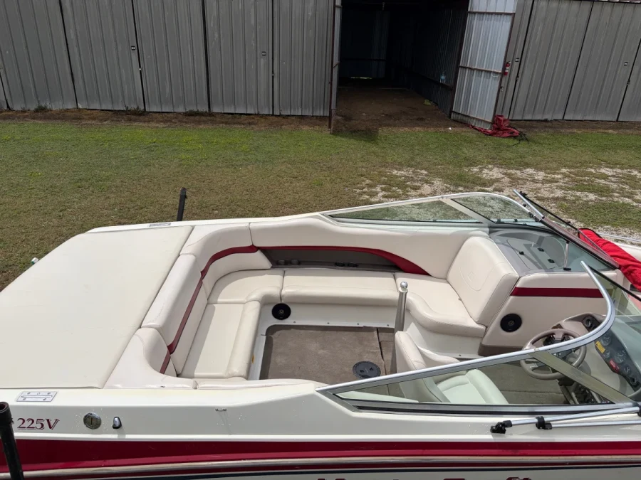 1997 Mastercraft Boats Maristar 225 for sale in brenham, Texas