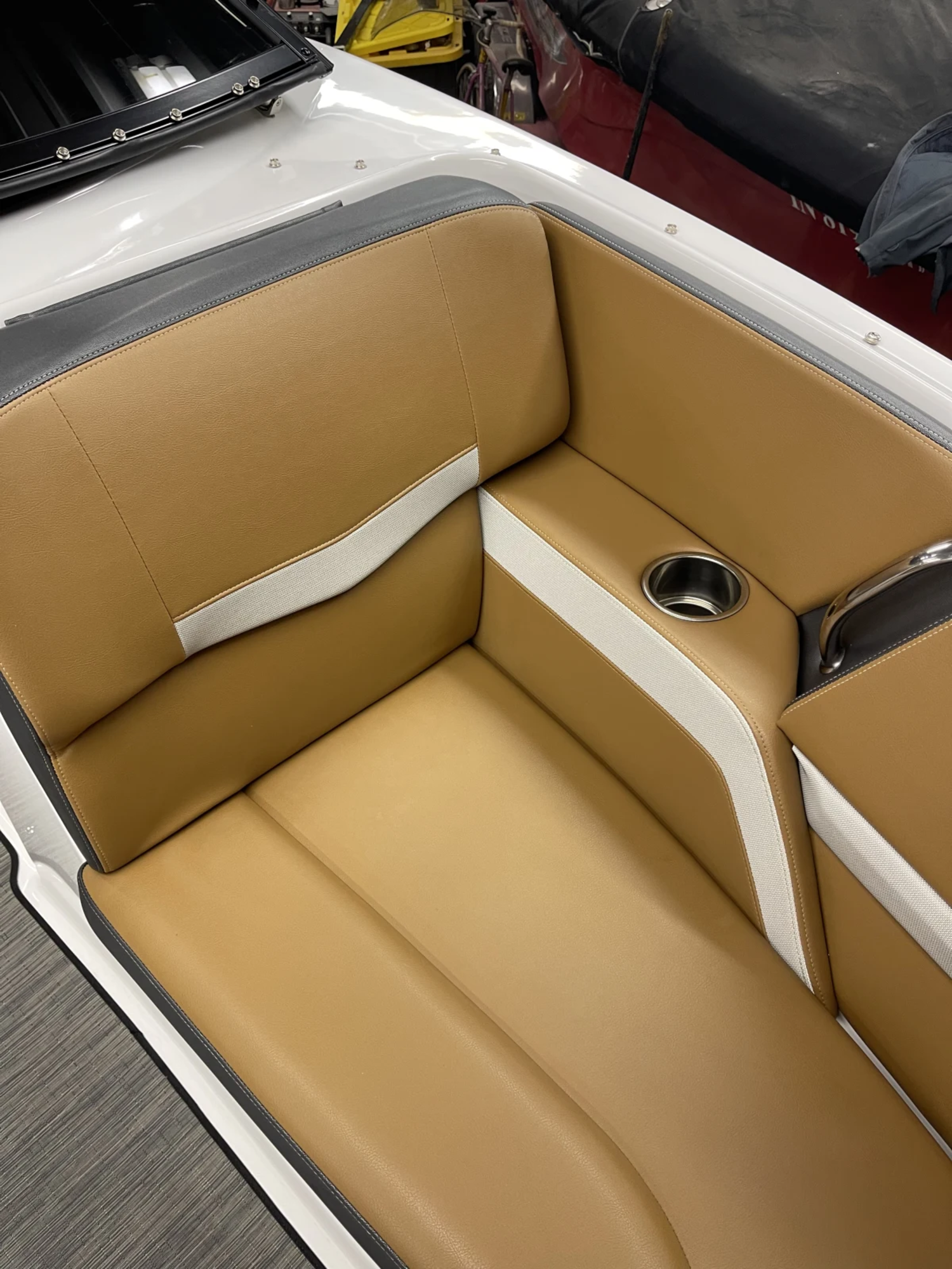 2021 Four Winns Horizon 230 RS 6.2L 300HP