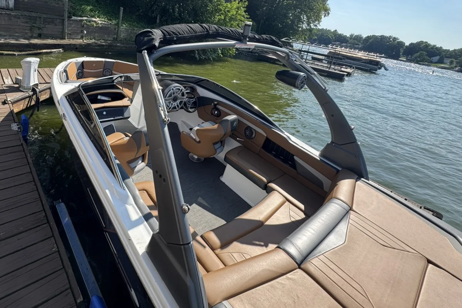 2021 Four Winns Horizon 230 RS 6.2L 300HP