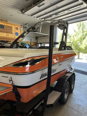 2012 Malibu Boats Wakesetter VTX for sale in Marine On Saint Croix, Minnesota