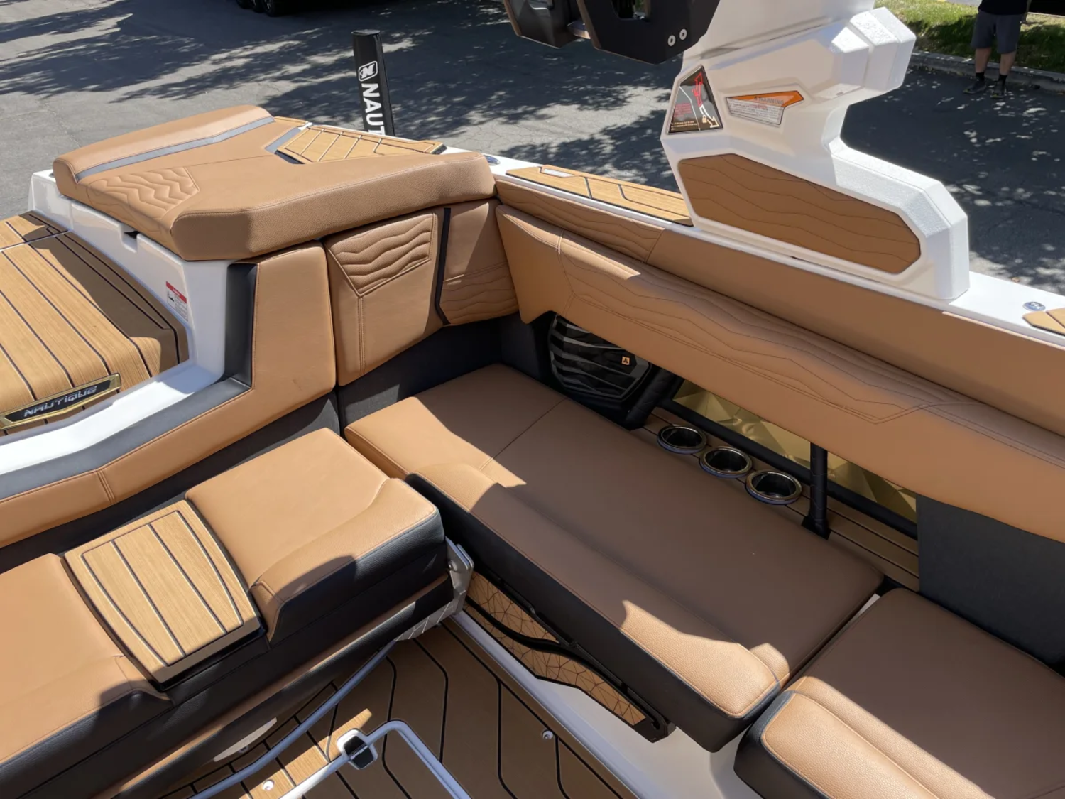 25 Nautique G25 with ZZ8S 630HP SuperCharged Power Plant.  ONLY 2 HOURS