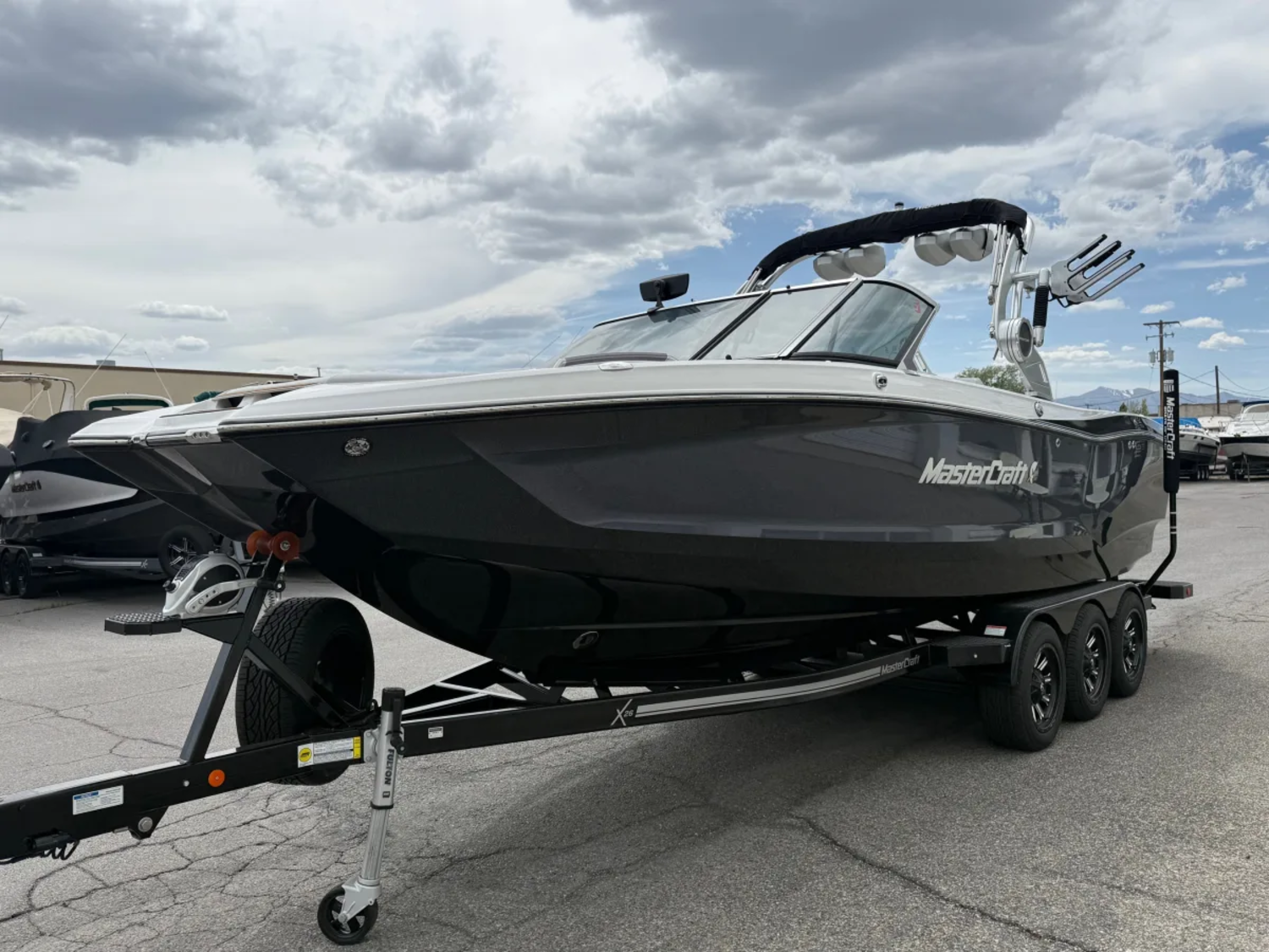 2021 26' MasterCraft X26 Bowrider