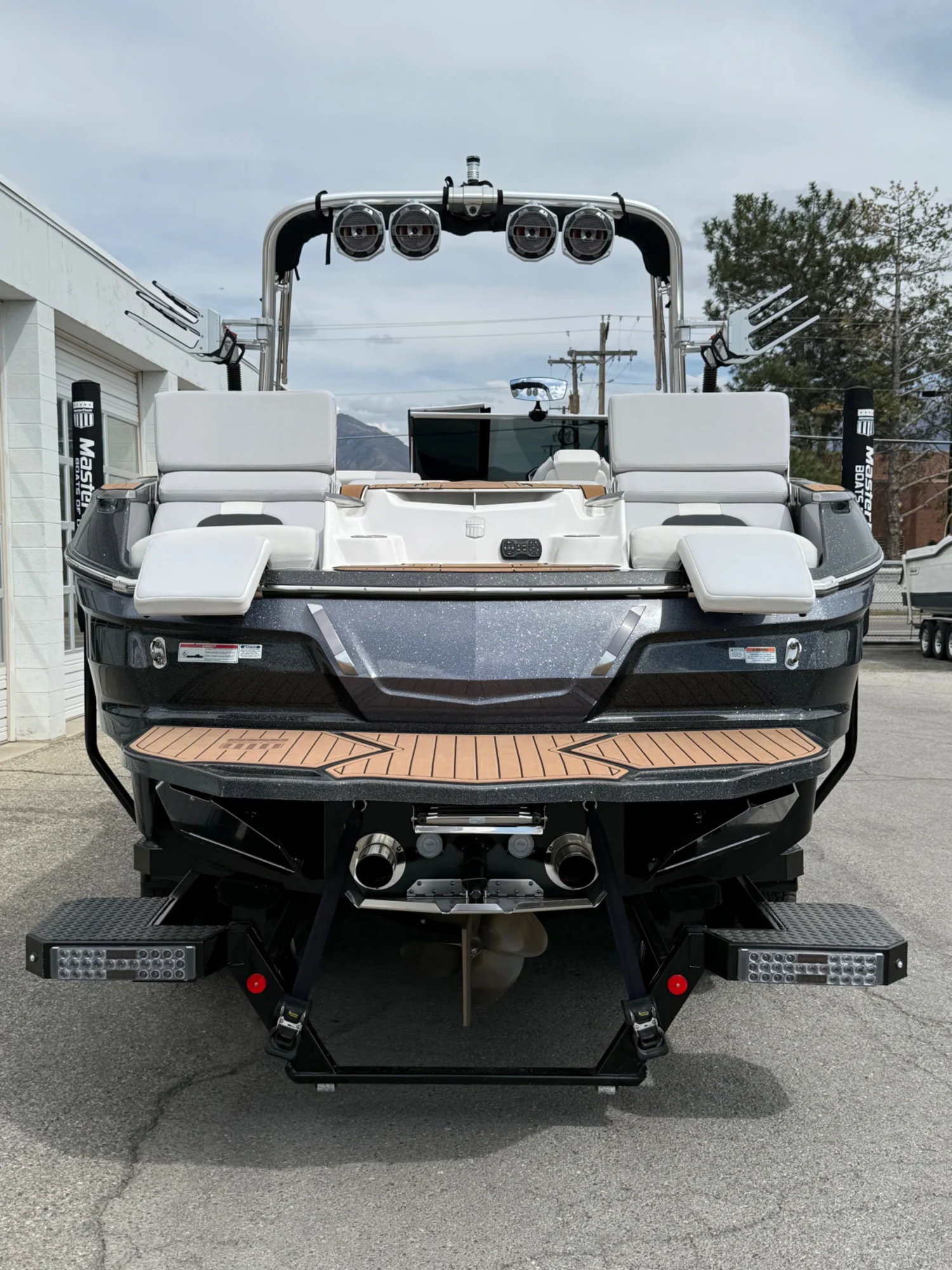 2021 26' MasterCraft X26 Bowrider