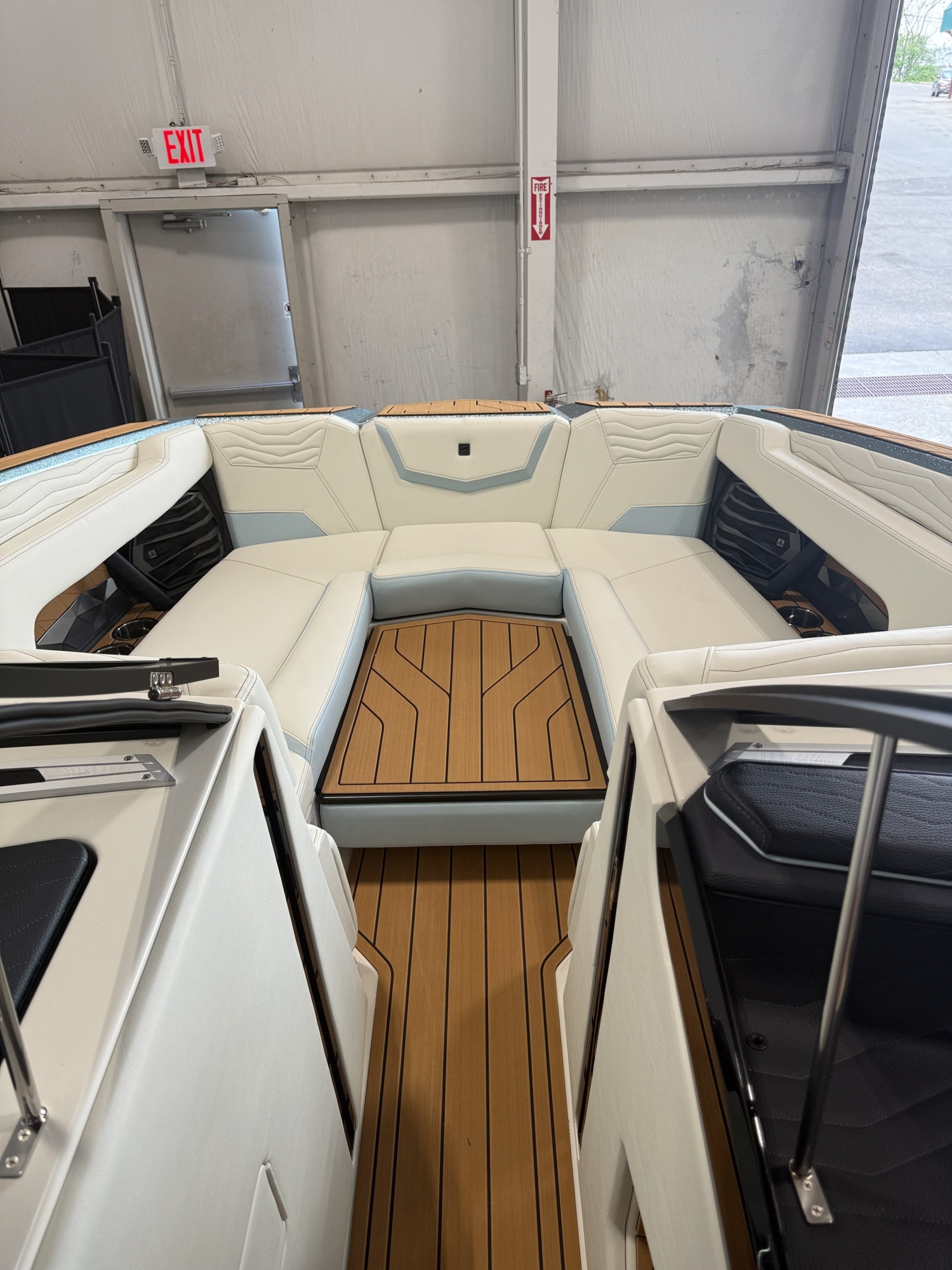 2026 Nautique Super Air G25