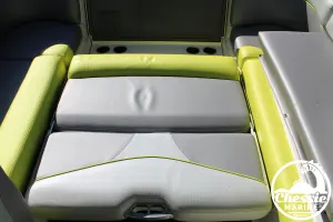 2017-mastercraft-xt21-131340-image23