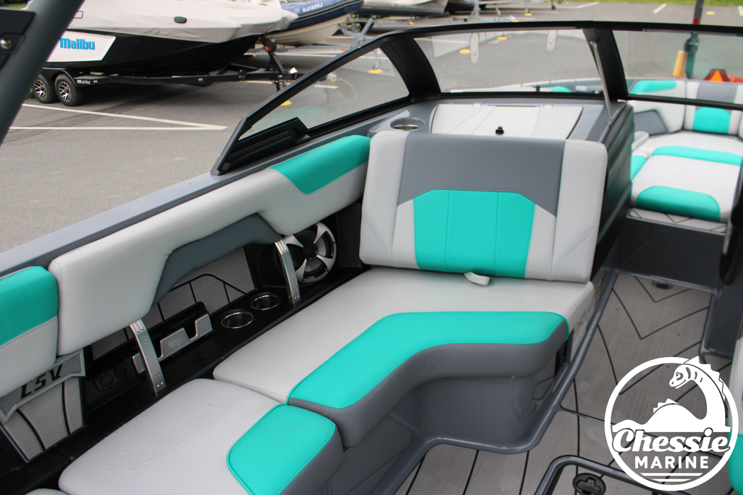 2020 Malibu 25 LSV