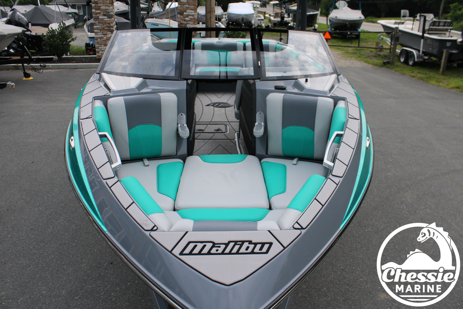 2020 Malibu 25 LSV