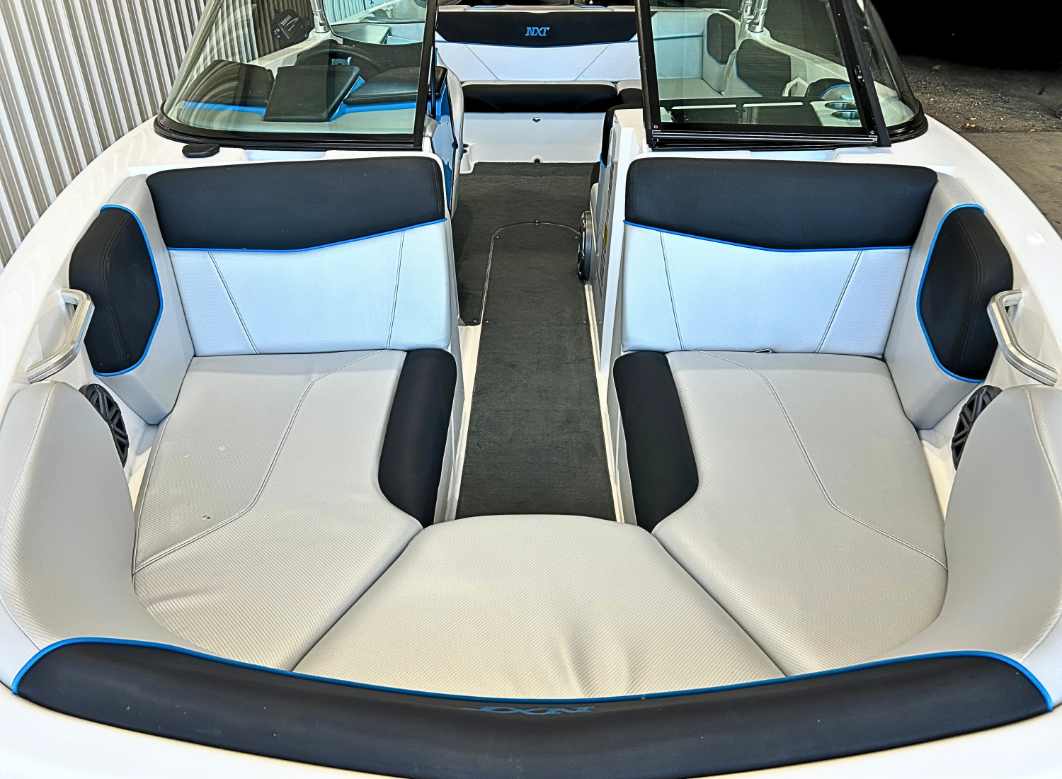 2016 MasterCraft NXT22