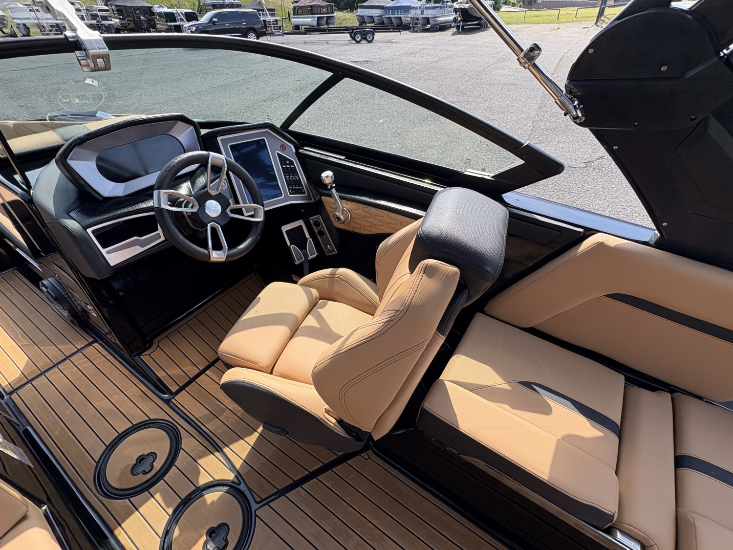 2022 MasterCraft X24