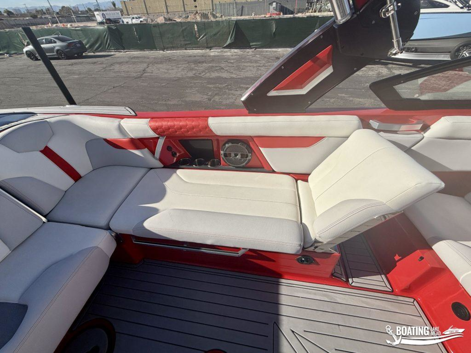 2021 MasterCraft XT24