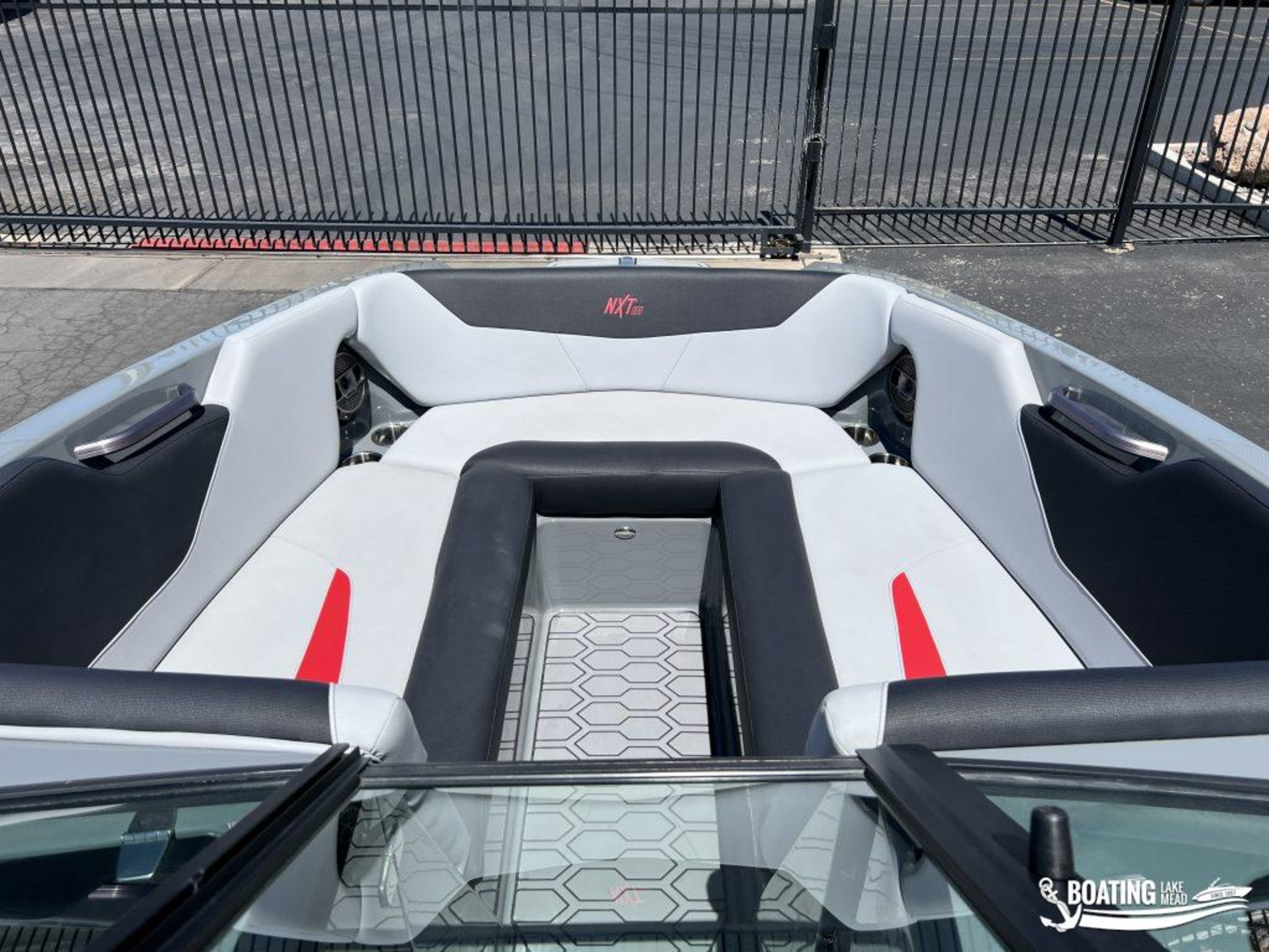 2022 MasterCraft NXT24