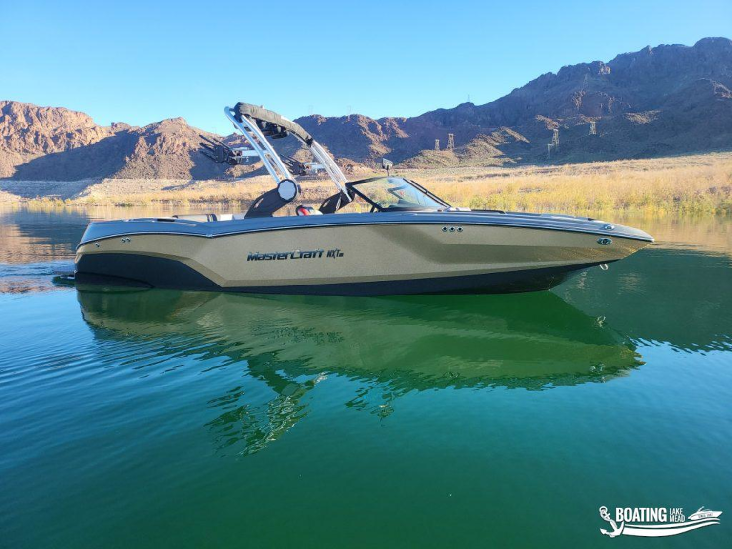 2022 MasterCraft NXT24