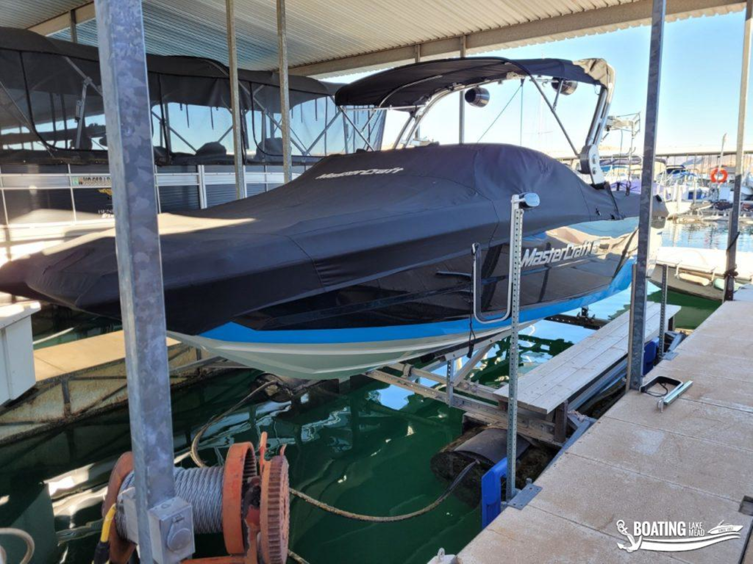 2018 MasterCraft XT22