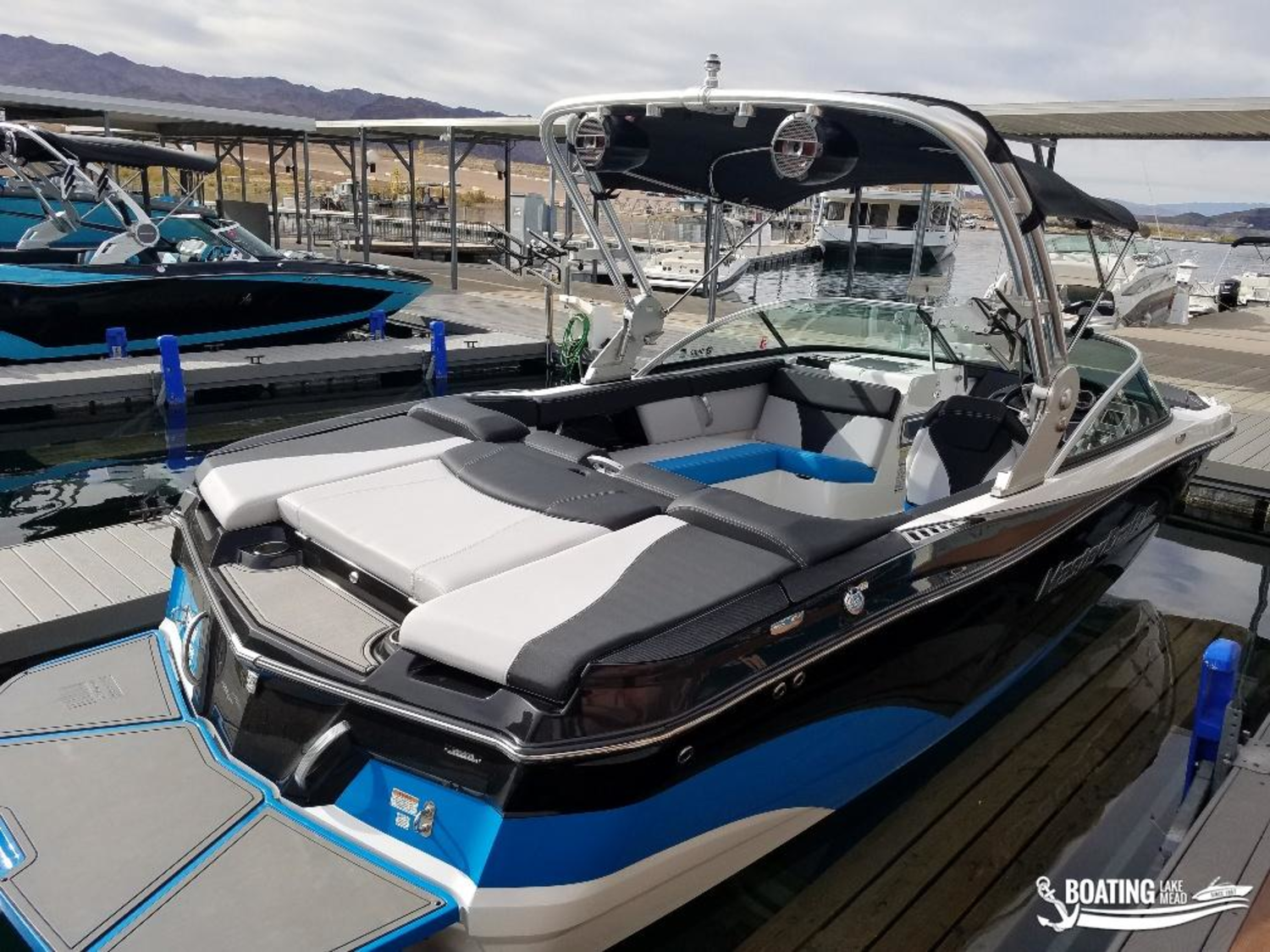2018 MasterCraft XT22