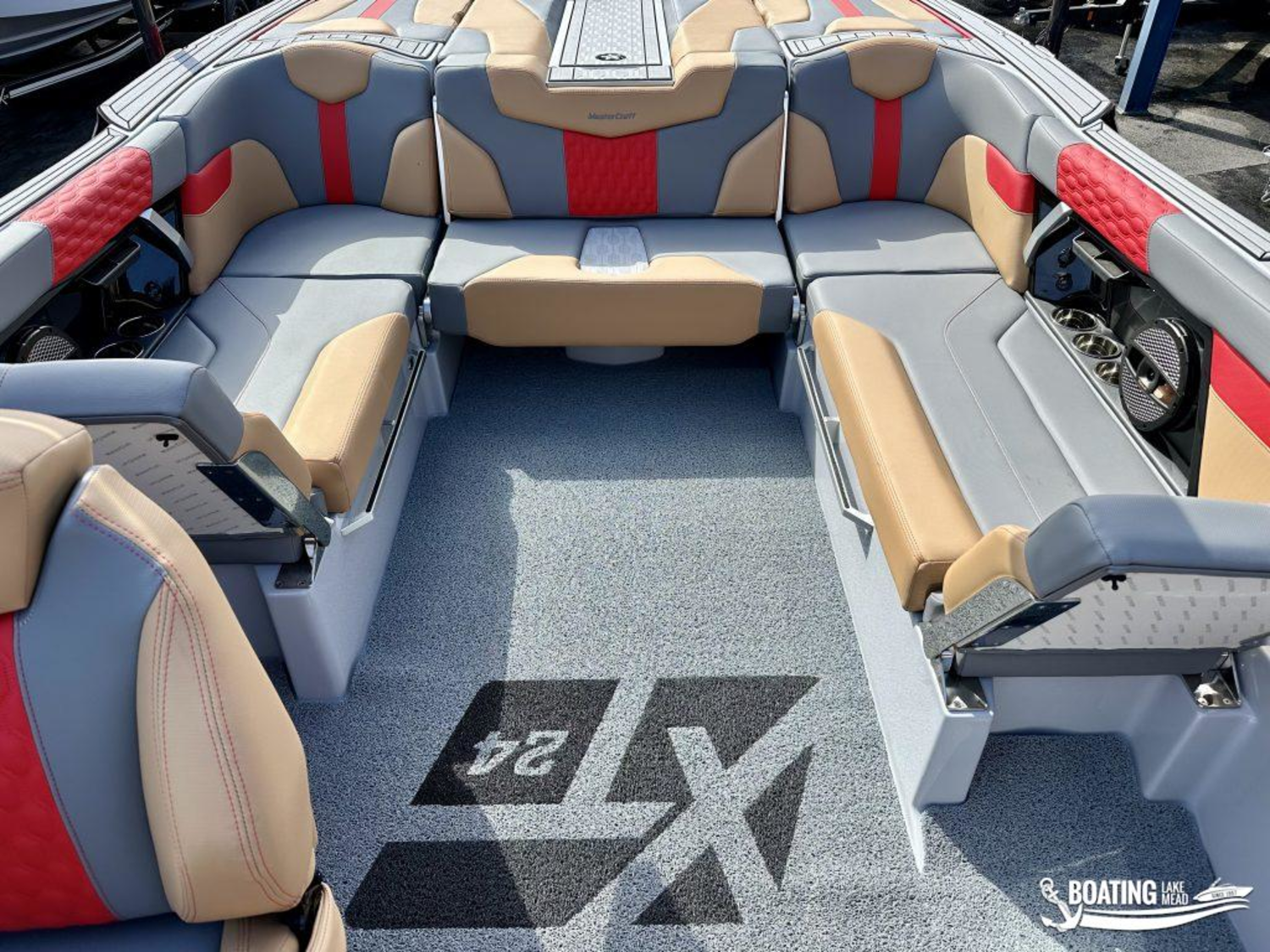 2024 MasterCraft XT24