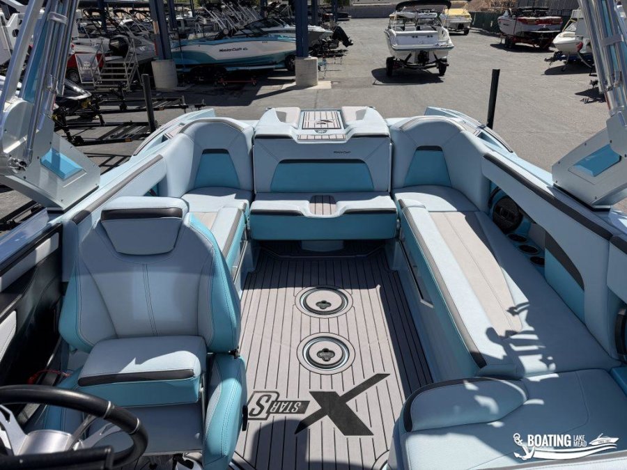 2023-mastercraft-x-star-129772-image7
