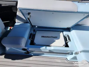 2023-mastercraft-xt23-129774-image21