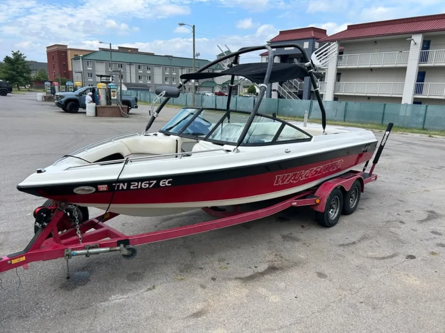 2001 Malibu Boats Wakesetter VLX for sale in Lebanon, Tennessee