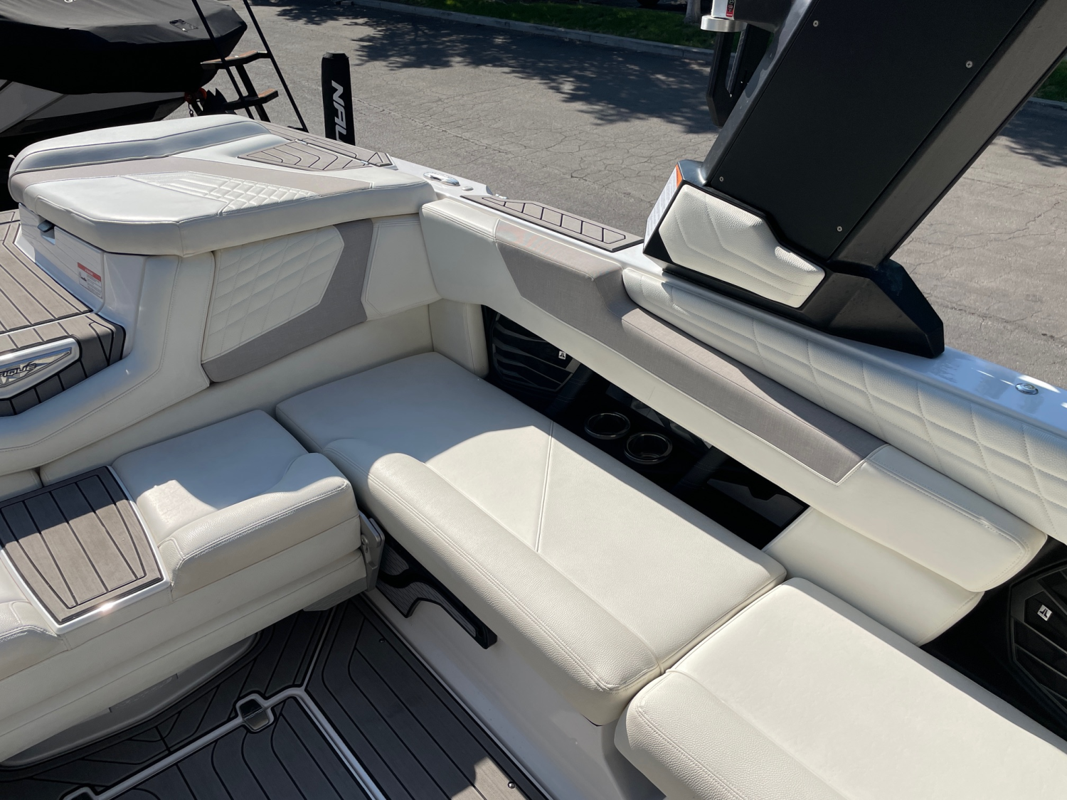 2022 NAUTIQUE G23