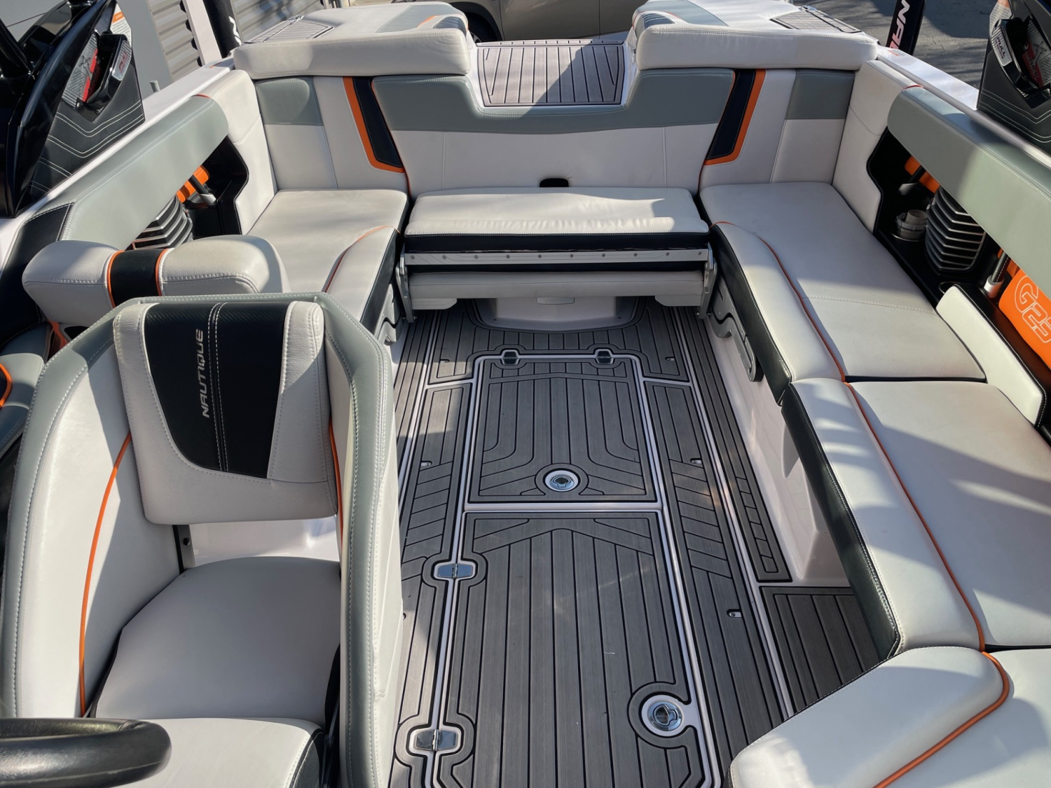 2015 NAUTIQUE G23
