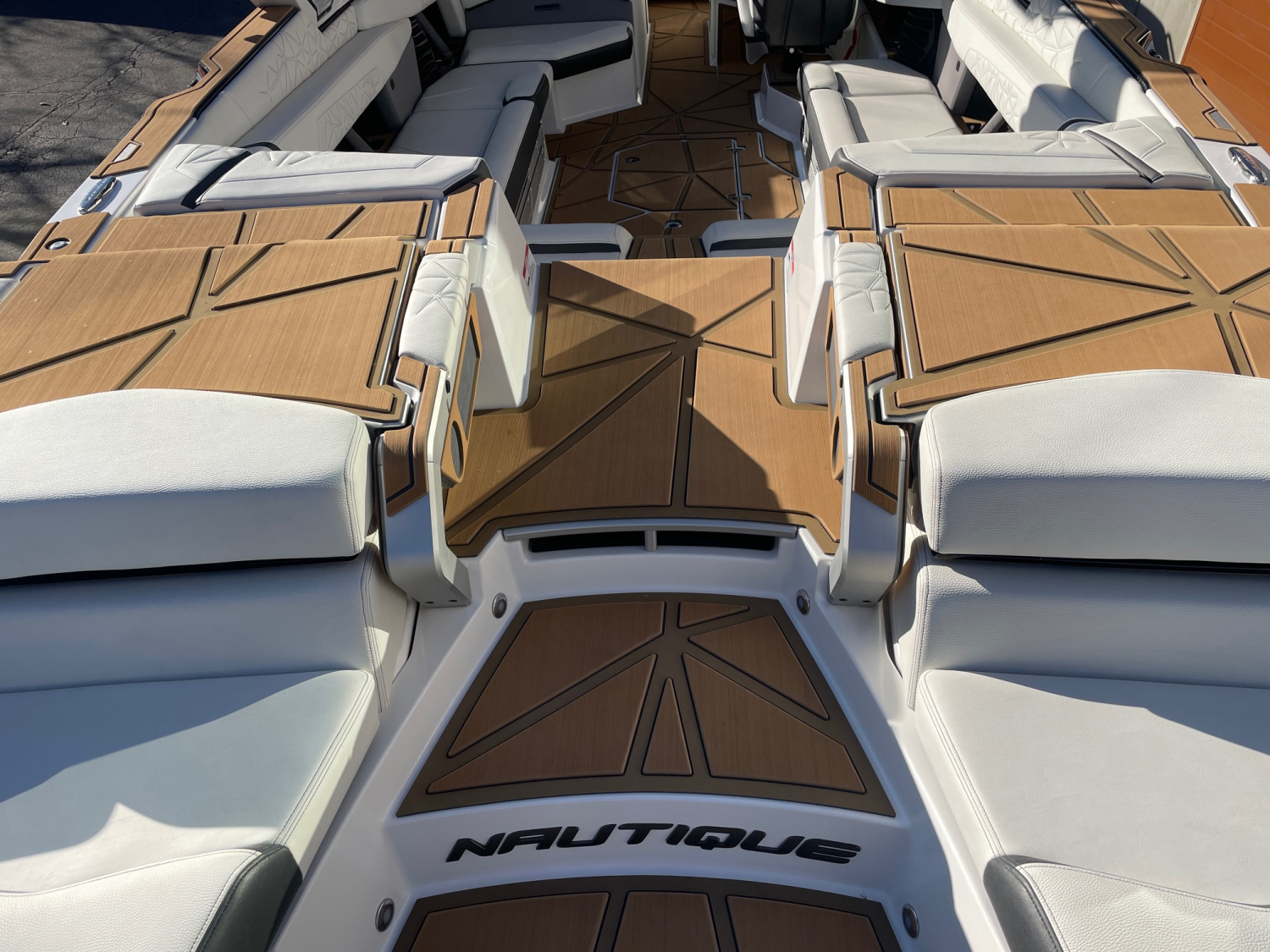 2025 NAUTIQUE G25 Paragon