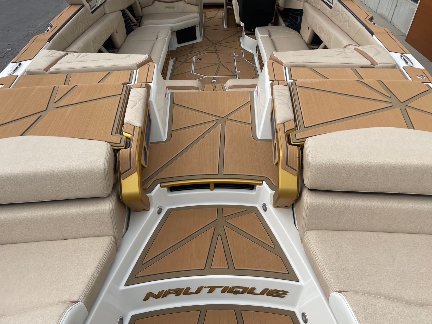 2026 NAUTIQUE G25 Paragon