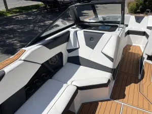 2026-nautique-s23-129837-image23