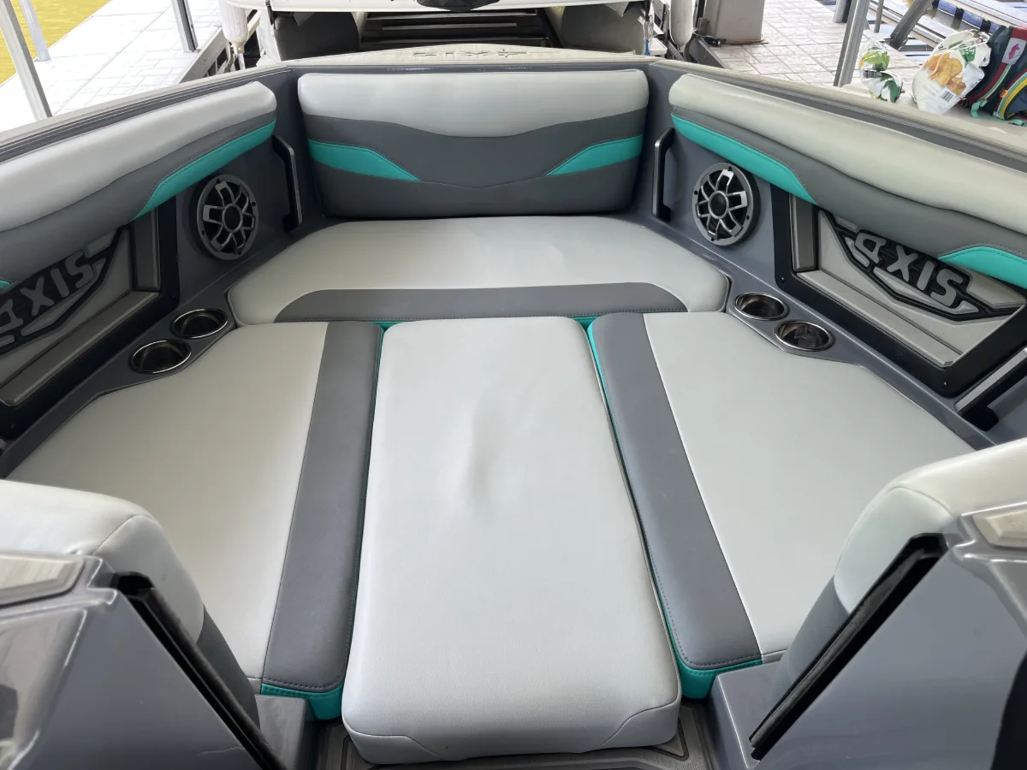 2022 Axis Boats T250