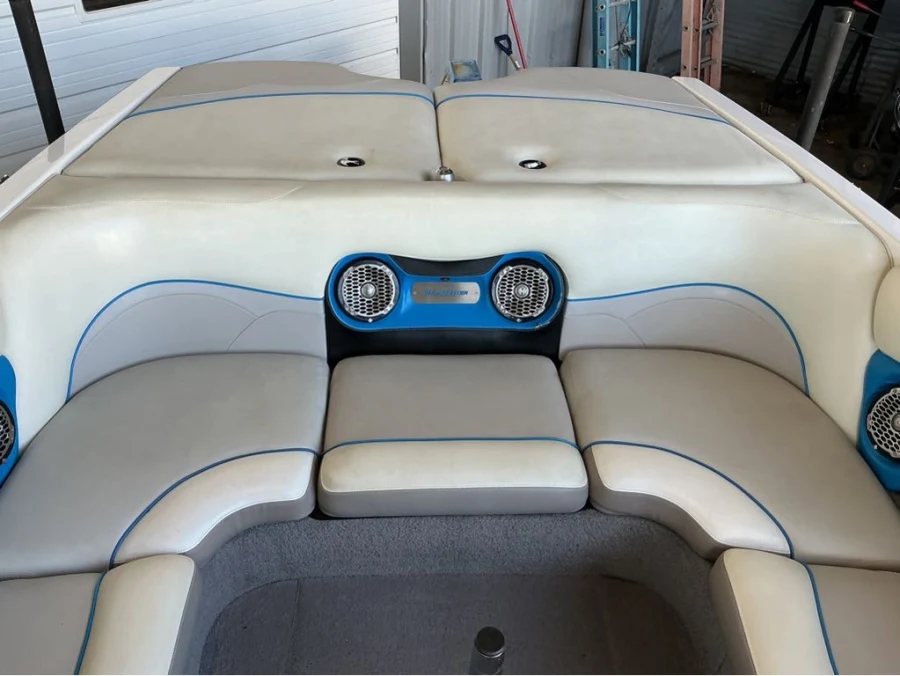 2013 Malibu Boats Wakesetter VLX for sale in Oconomowoc, Wisconsin