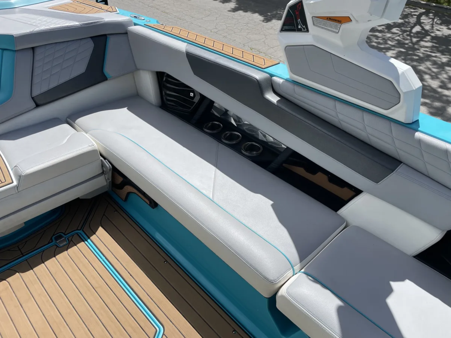 2022 NAUTIQUE G25 WITH ZZ8 600HP SUPERCHARGED POWER PLANT.