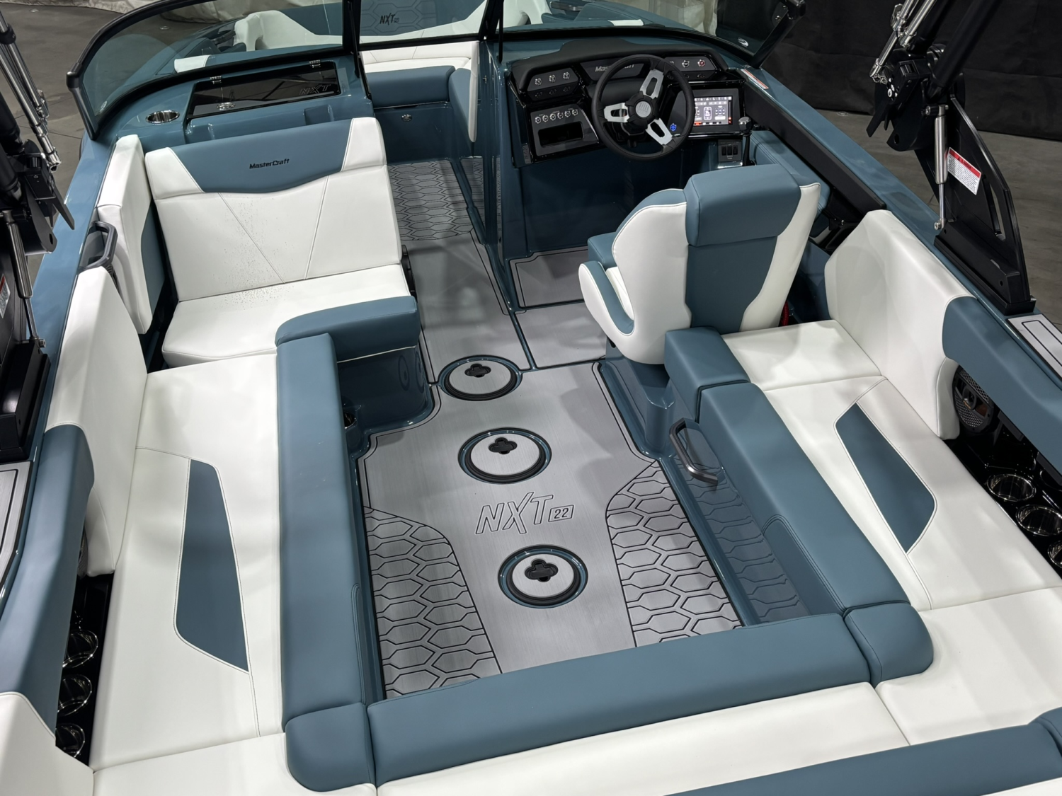 2025 MASTERCRAFT NXT22