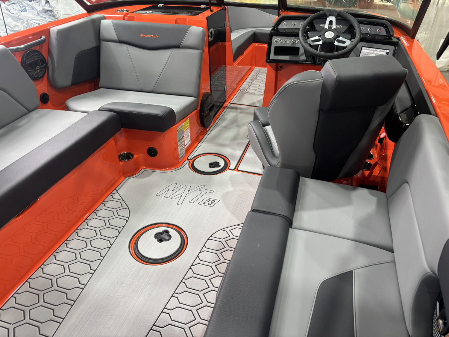 2025 MASTERCRAFT NXT23