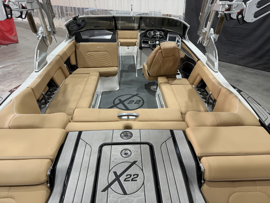 0-mastercraft-x22-129925-image20