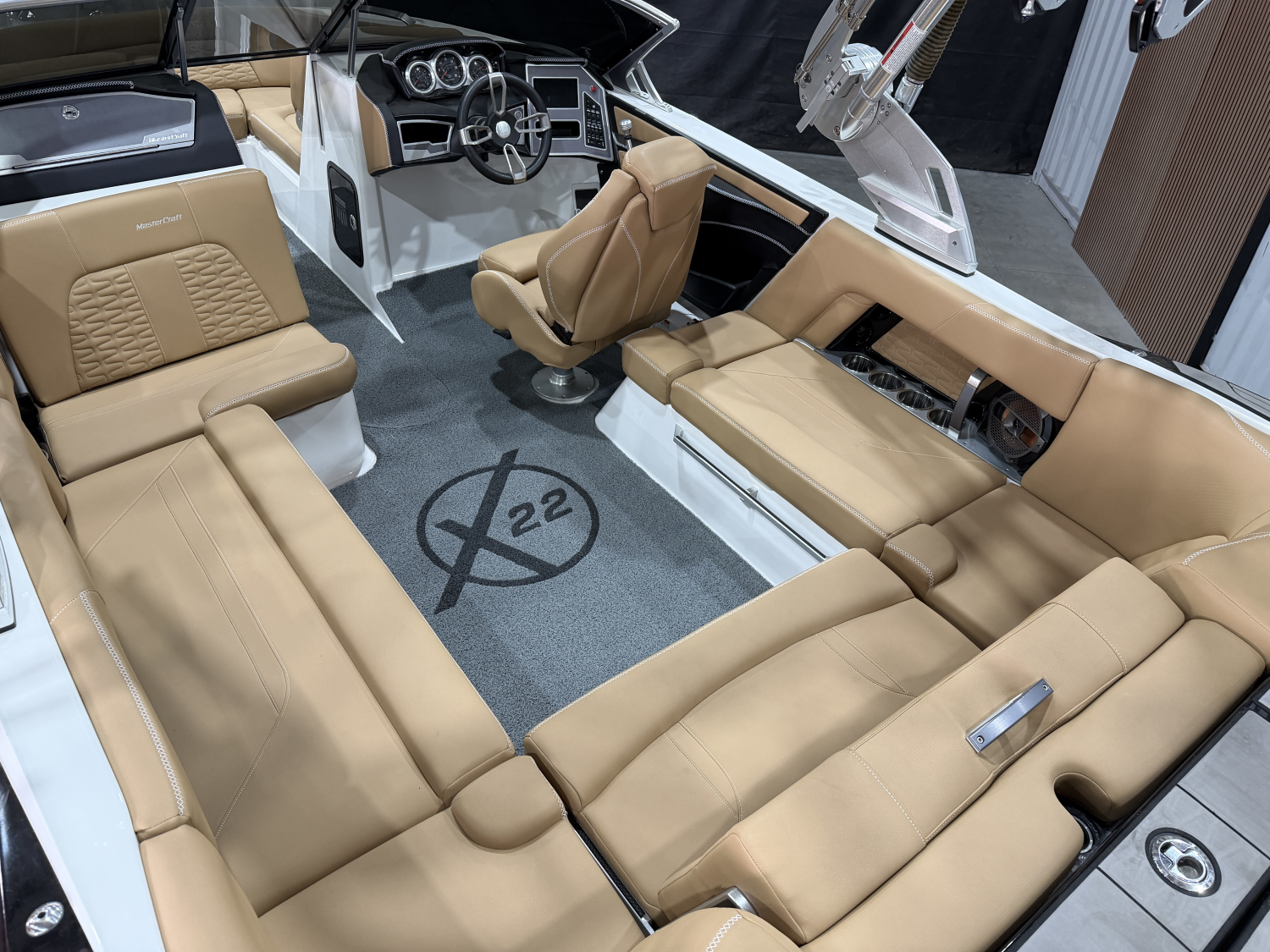  Mastercraft X22