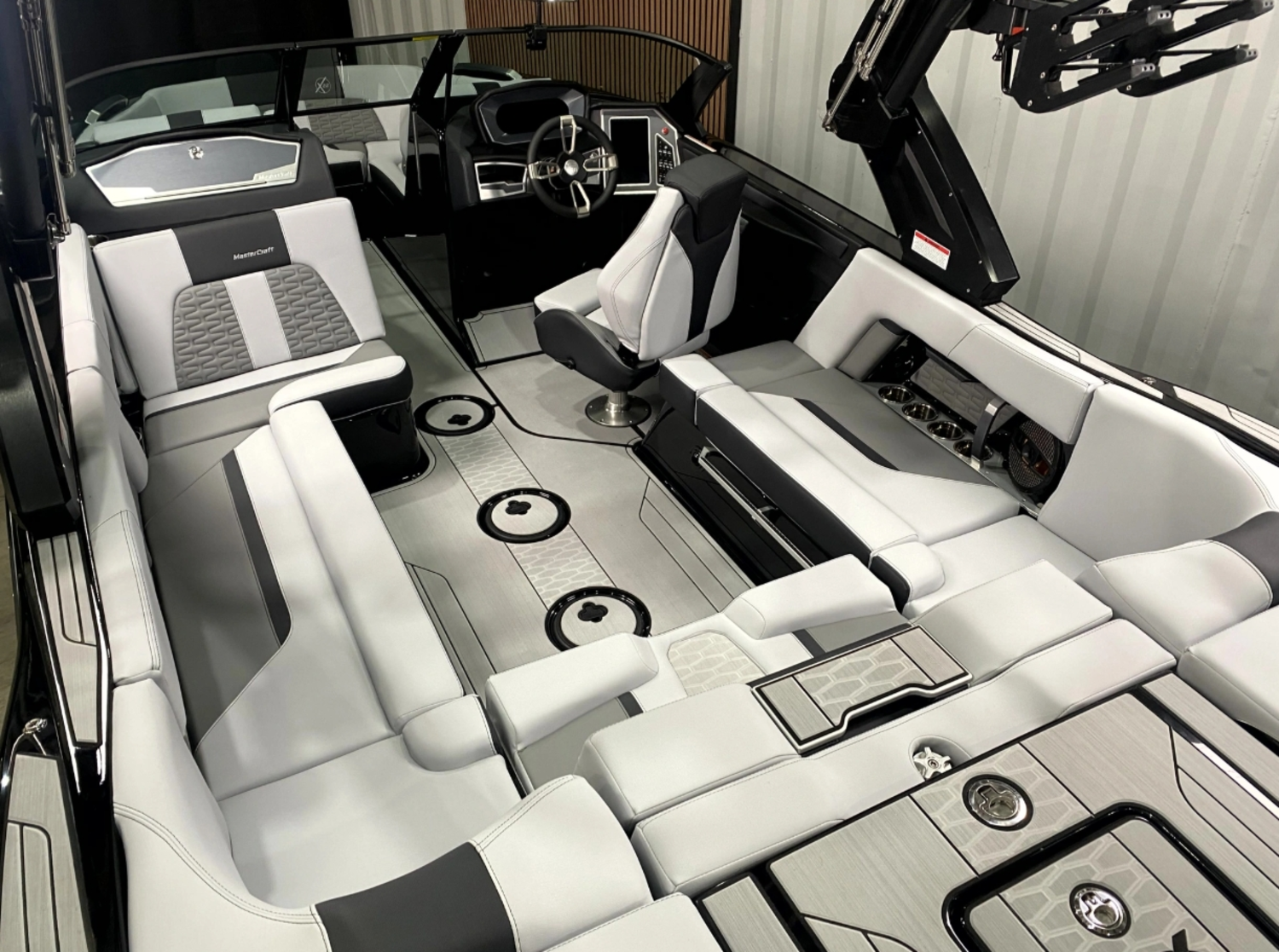 2024 MASTERCRAFT X22