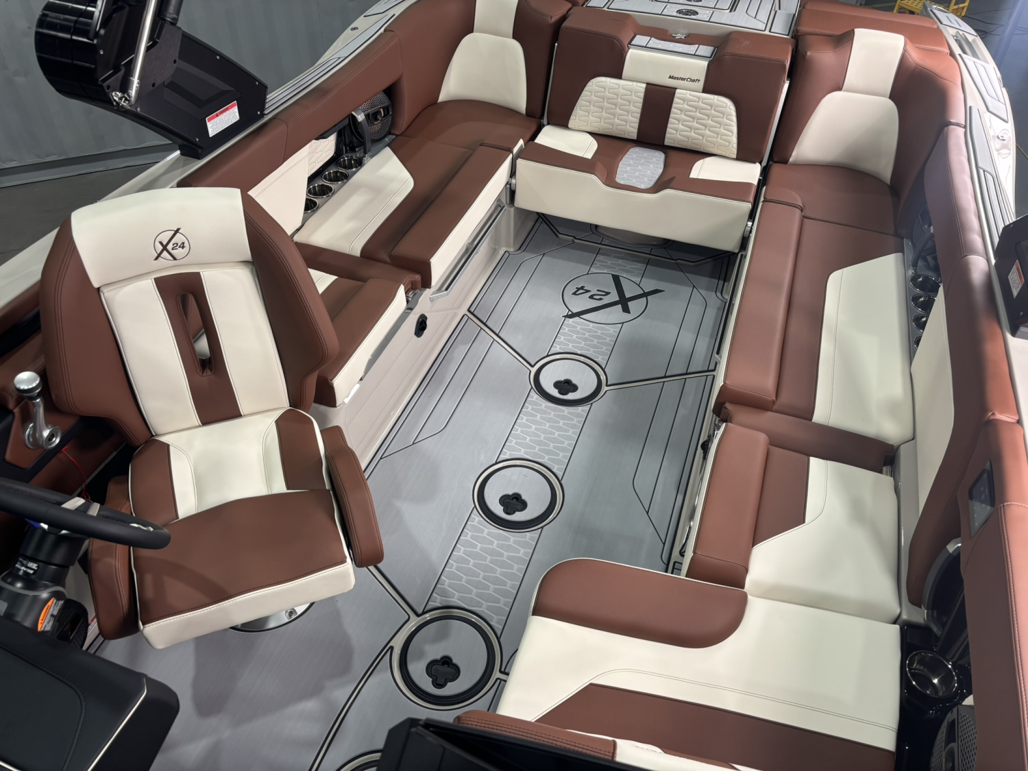 2025 MASTERCRAFT X24