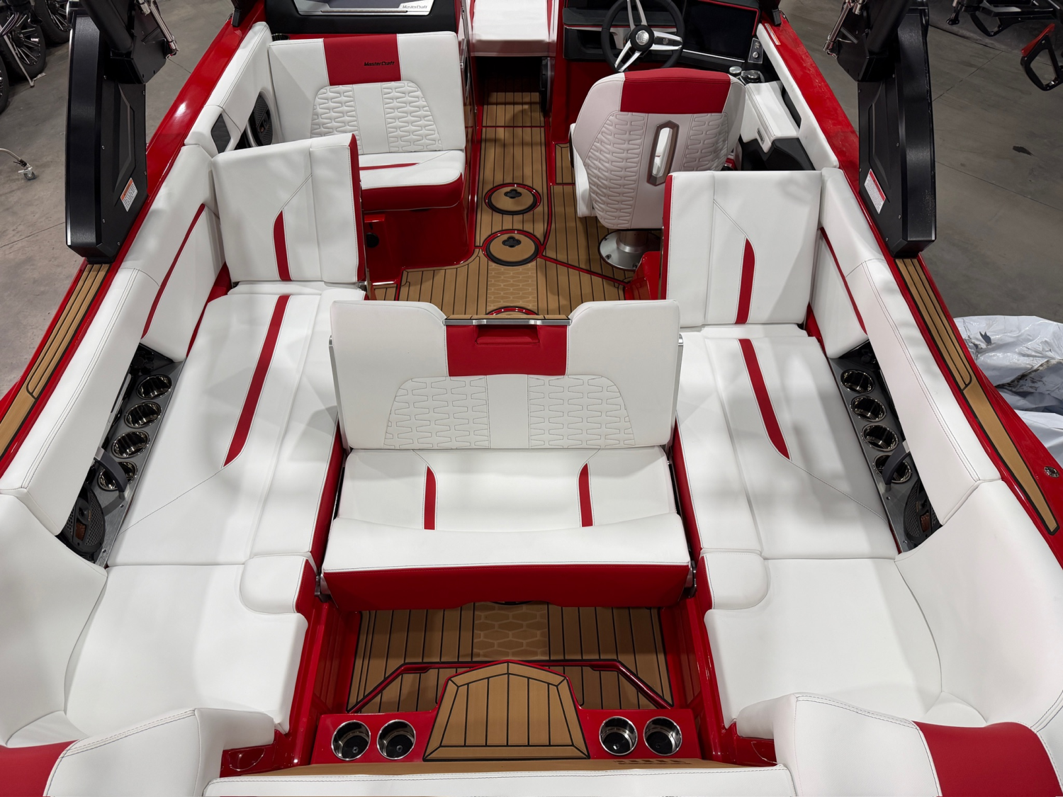 2025 MASTERCRAFT X24