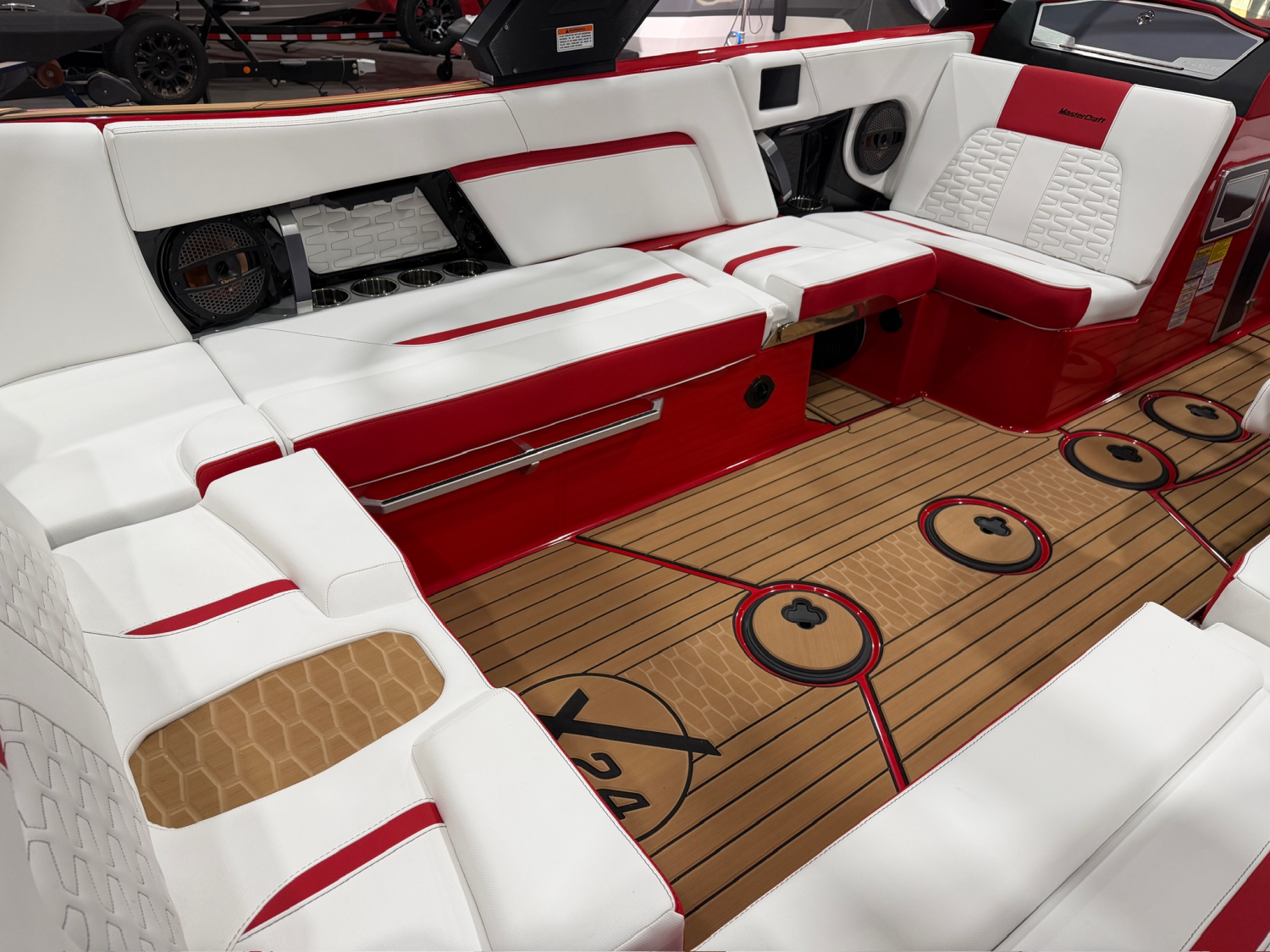 2025 MASTERCRAFT X24