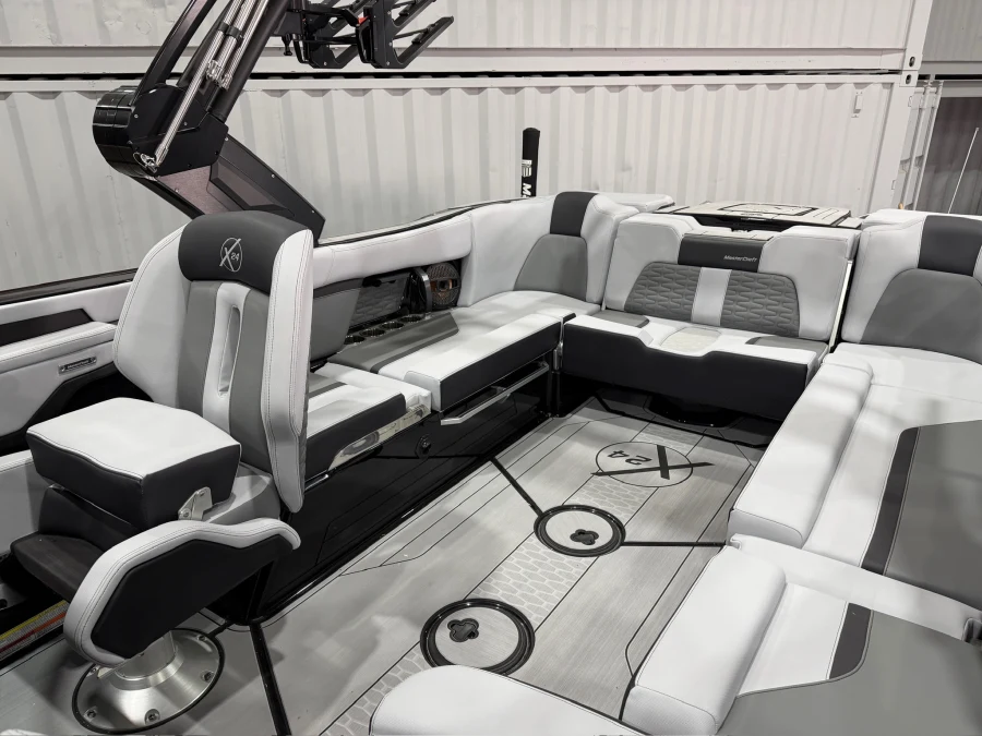 2025-mastercraft-x24-129939-image23