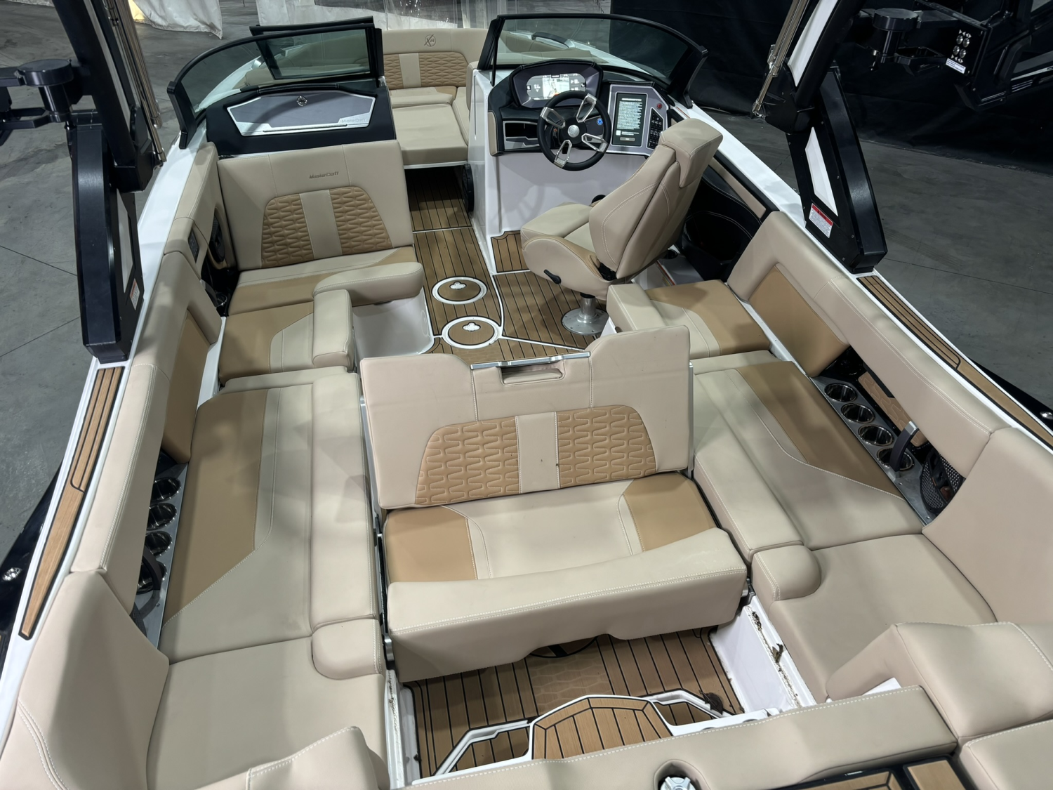 2024 MASTERCRAFT X24